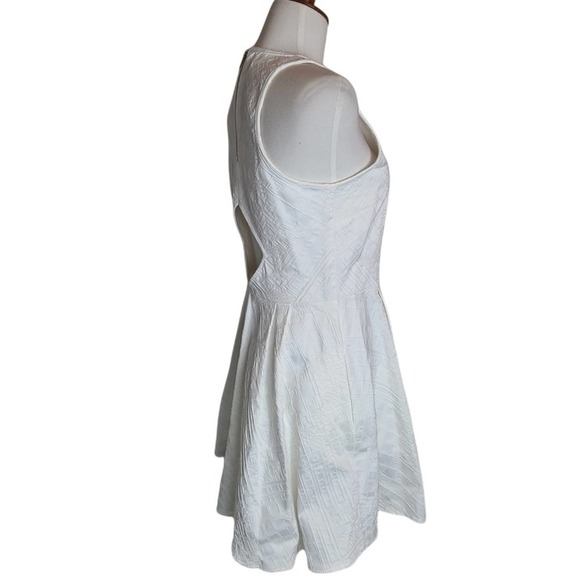 Parker White Textured Sleeveless Fit & Flare Mini Dress Medium NWT - Picture 5 of 10